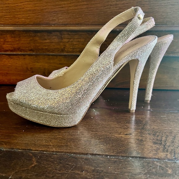 Michael Kors Platform Heel - Picture 7 of 7